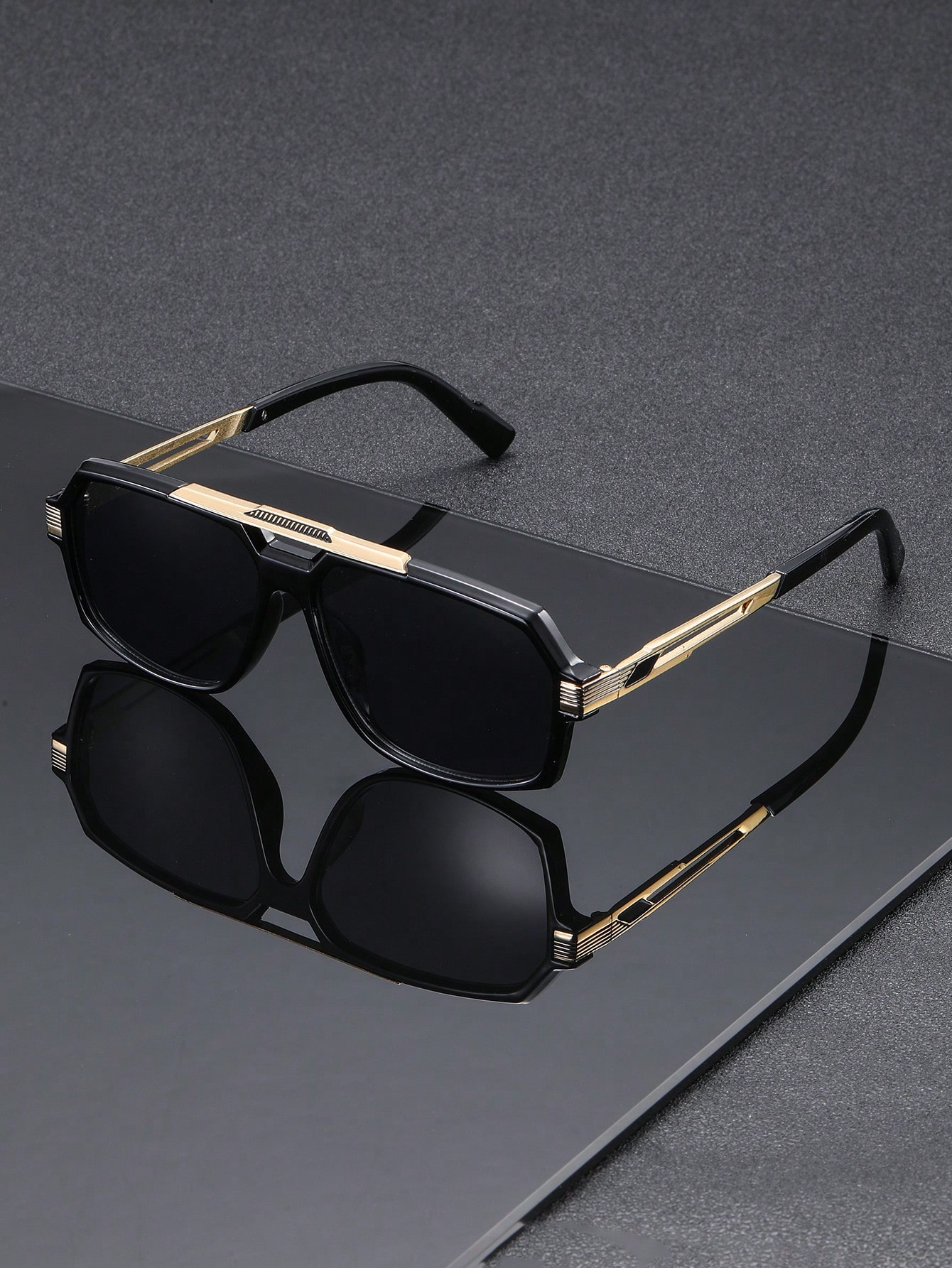 1 pair of men's T transparent  - Metal Photo Panel review and price